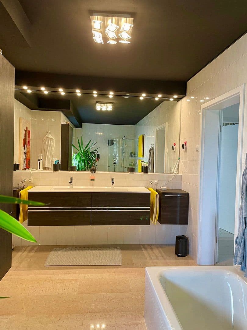 house for sale, 224 m², Tettnang, Baden-Württemberg house for sale, 224 m², Tettnang, Baden-Württemberg