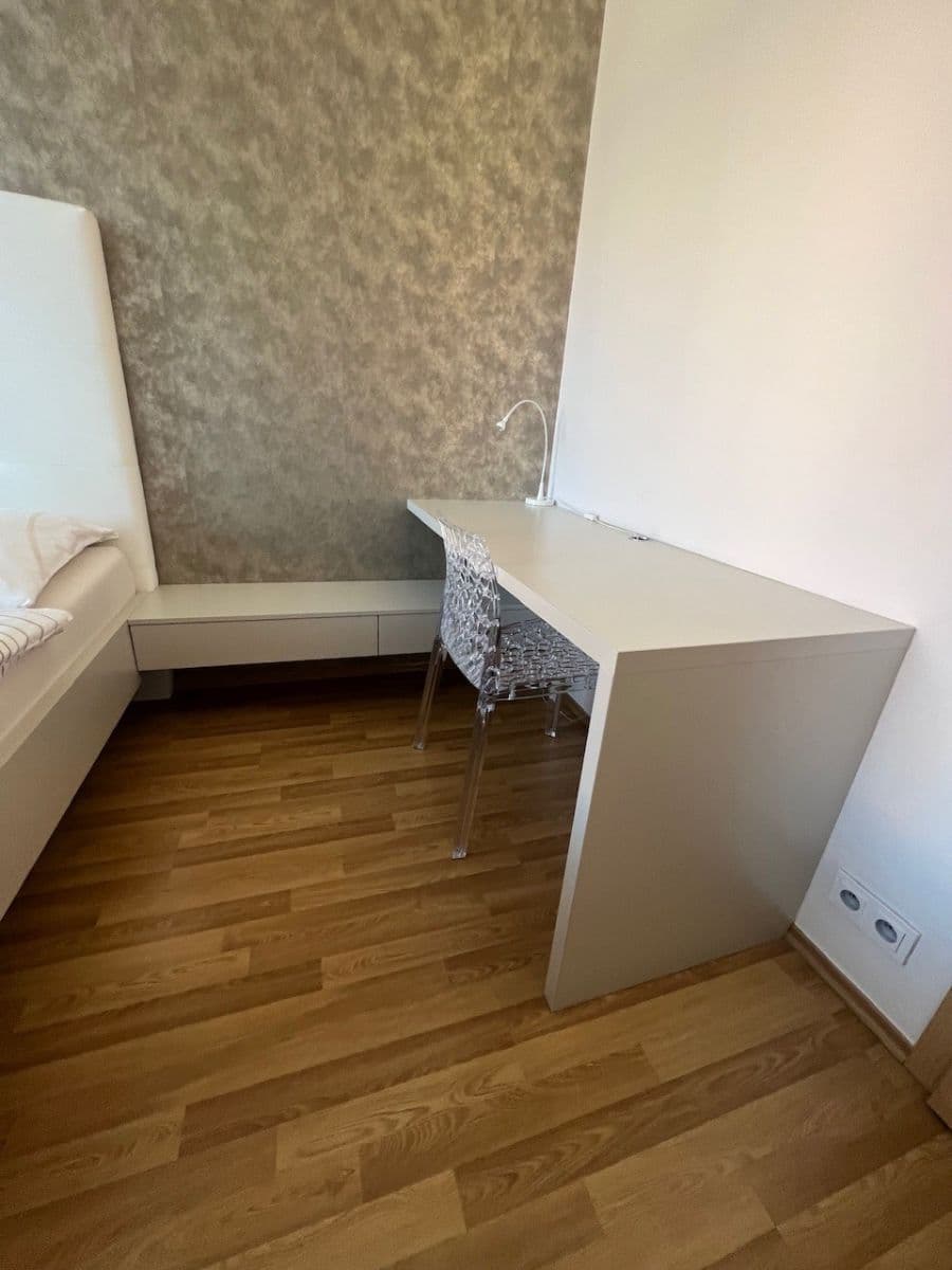 1 bedroom with open-plan kitchen flat to rent, 68 m², Podlesí II, Zlín, Zlínský Region 1 bedroom with open-plan kitchen flat to rent, 68 m², Podlesí II, Zlín, Zlínský Region