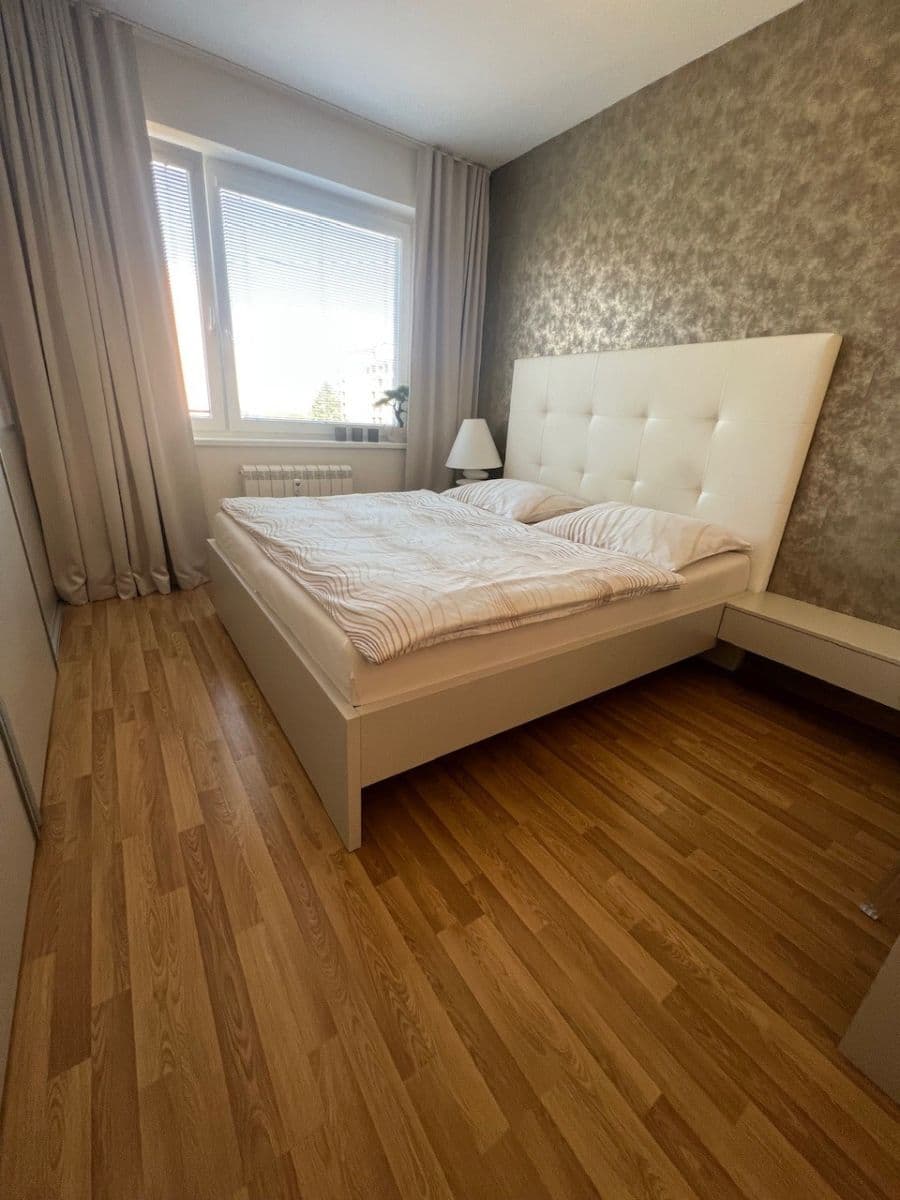 1 bedroom with open-plan kitchen flat to rent, 68 m², Podlesí II, Zlín, Zlínský Region 1 bedroom with open-plan kitchen flat to rent, 68 m², Podlesí II, Zlín, Zlínský Region