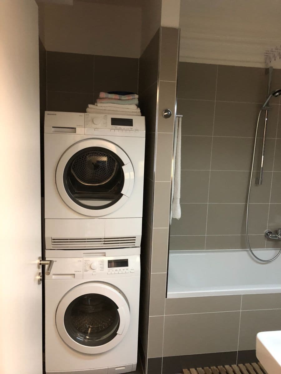 2 bedroom with open-plan kitchen flat to rent, 78 m², Toufarova, Prague, Prague 2 bedroom with open-plan kitchen flat to rent, 78 m², Toufarova, Prague, Prague