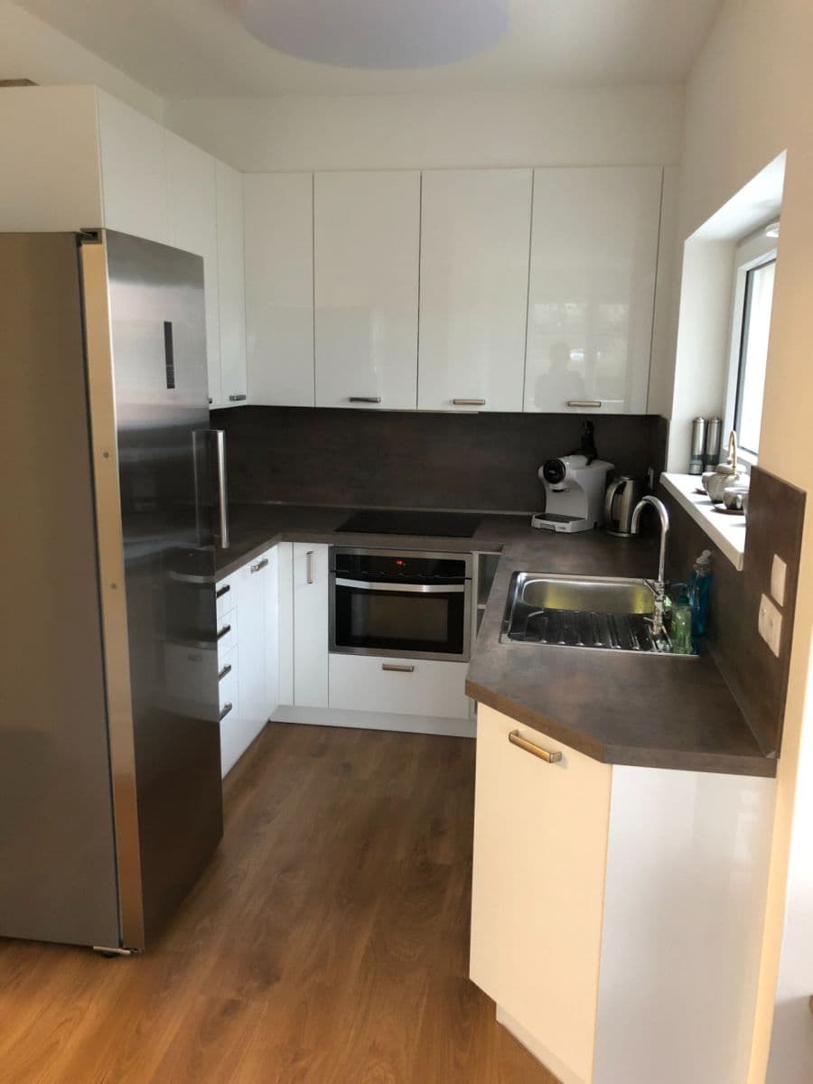2 bedroom with open-plan kitchen flat to rent, 78 m², Toufarova, Prague, Prague 2 bedroom with open-plan kitchen flat to rent, 78 m², Toufarova, Prague, Prague