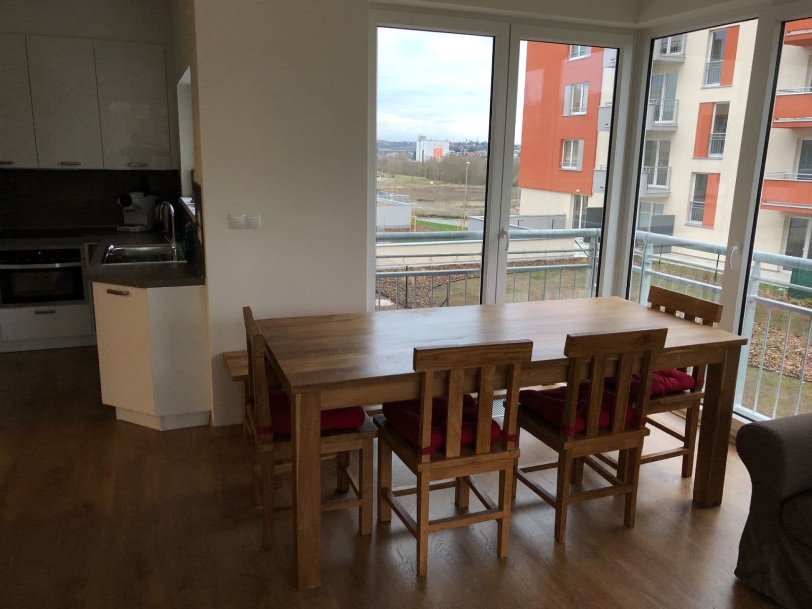 2 bedroom with open-plan kitchen flat to rent, 78 m², Toufarova, Prague, Prague 2 bedroom with open-plan kitchen flat to rent, 78 m², Toufarova, Prague, Prague