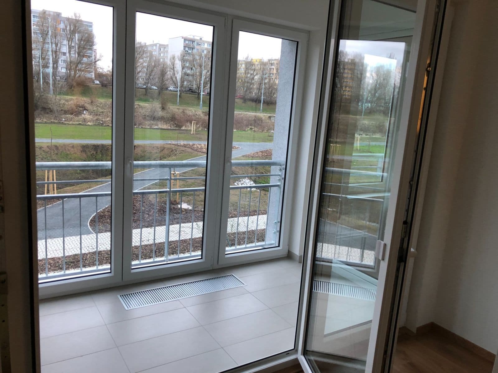 2 bedroom with open-plan kitchen flat to rent, 78 m², Toufarova, Prague, Prague 2 bedroom with open-plan kitchen flat to rent, 78 m², Toufarova, Prague, Prague