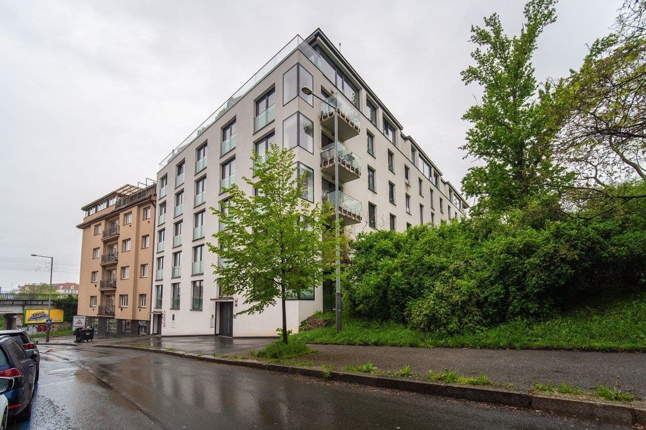 2 bedroom with open-plan kitchen flat to rent, 70 m², Primátorská, Prague, Prague 2 bedroom with open-plan kitchen flat to rent, 70 m², Primátorská, Prague, Prague