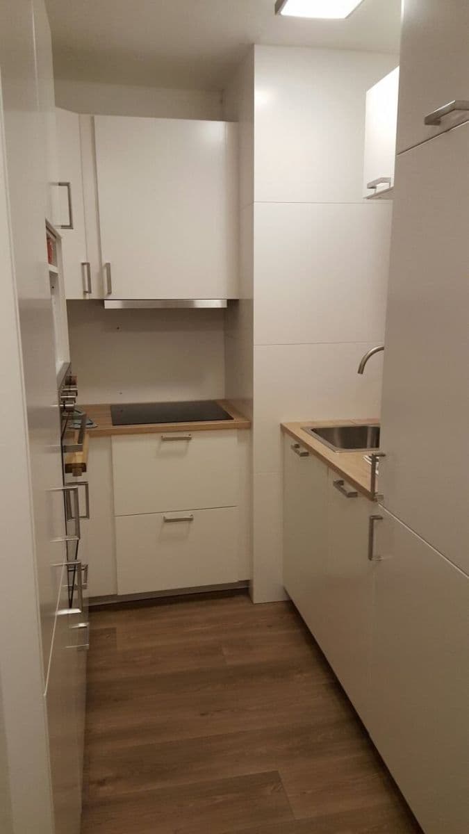 2 bedroom flat to rent, 38 m², Zdiměřická, Prague, Prague 2 bedroom flat to rent, 38 m², Zdiměřická, Prague, Prague