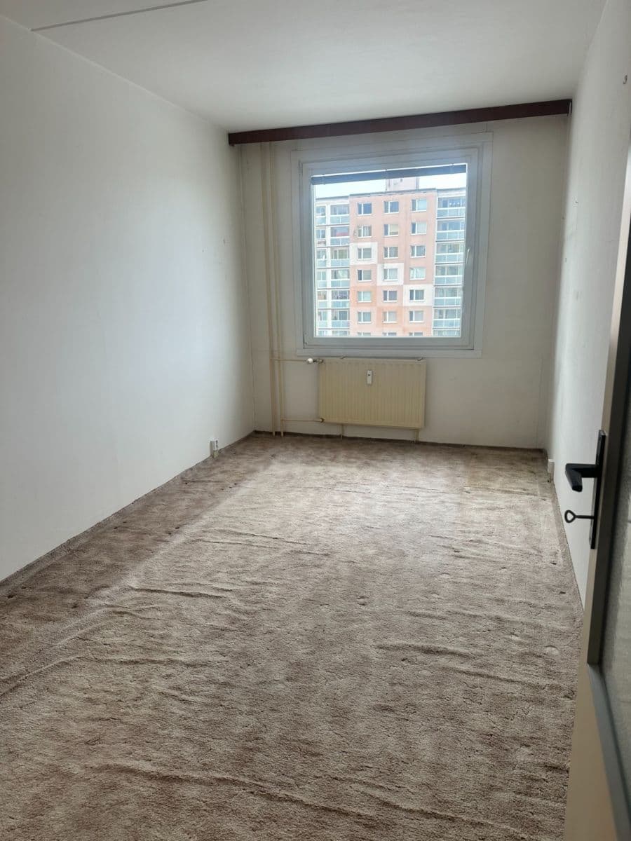 4 bedroom flat to rent, 103 m², Manětínská, Plzeň, Plzeňský Region 4 bedroom flat to rent, 103 m², Manětínská, Plzeň, Plzeňský Region