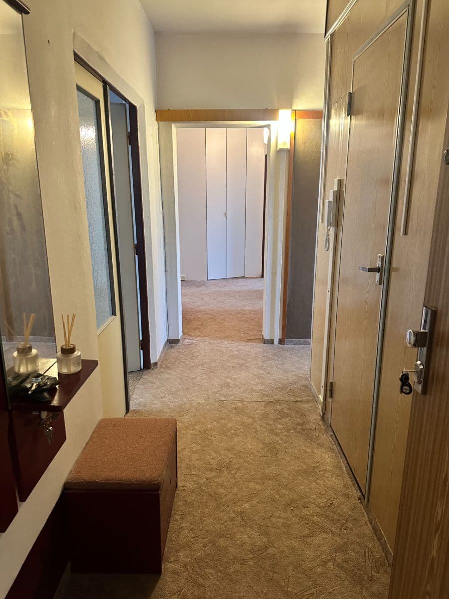 4 bedroom flat to rent, 103 m², Manětínská, Plzeň, Plzeňský Region 4 bedroom flat to rent, 103 m², Manětínská, Plzeň, Plzeňský Region