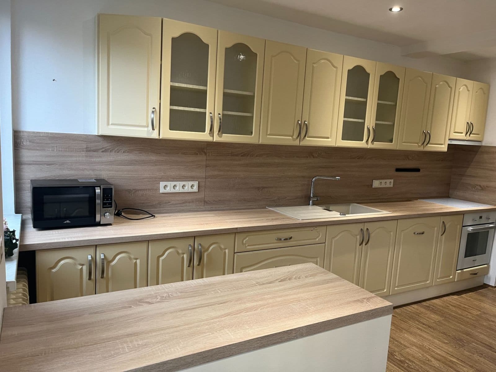 1 bedroom with open-plan kitchen flat to rent, 54 m², Na Poustkách, Prague, Prague 1 bedroom with open-plan kitchen flat to rent, 54 m², Na Poustkách, Prague, Prague