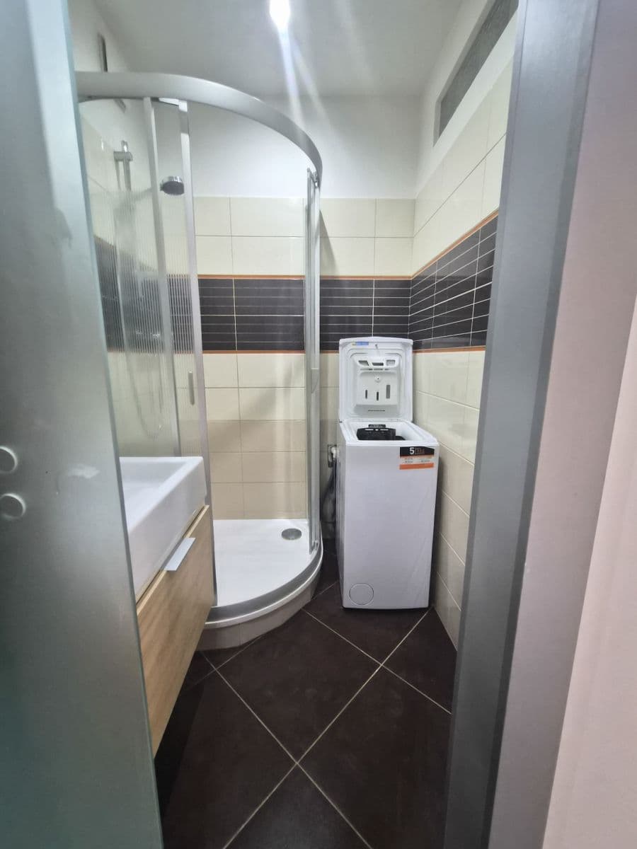 2 bedroom flat to rent, 50 m², Švermova, Beroun, Středočeský Region 2 bedroom flat to rent, 50 m², Švermova, Beroun, Středočeský Region