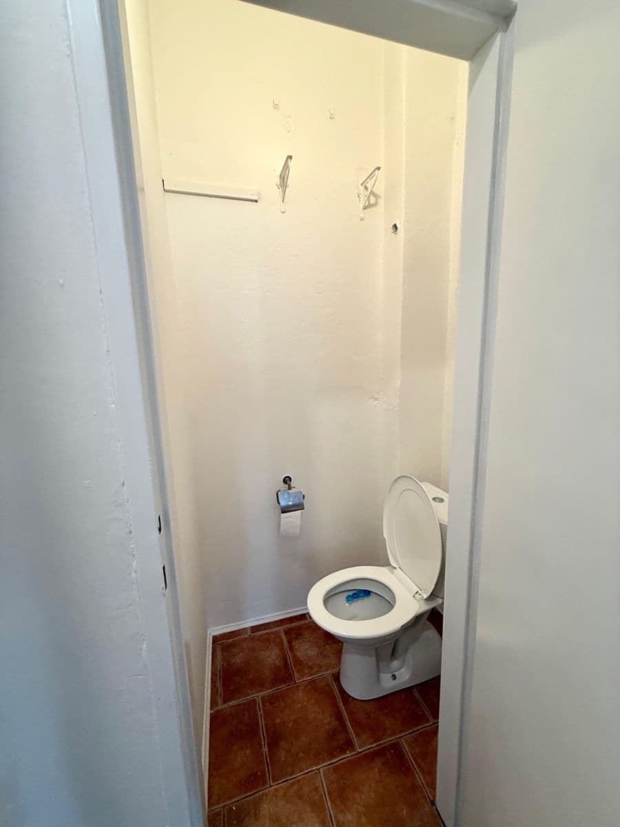 Studio flat to rent, 32 m², Slezská, Prague, Prague Studio flat to rent, 32 m², Slezská, Prague, Prague