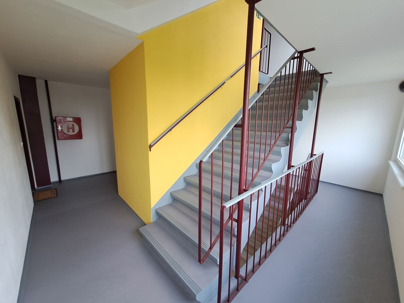 1 bedroom with open-plan kitchen flat to rent, 43 m², Boháčova, Prague, Prague 1 bedroom with open-plan kitchen flat to rent, 43 m², Boháčova, Prague, Prague