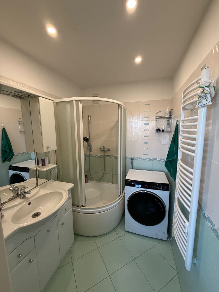 3 bedroom flat for sale, 74 m², J. Buděšínského, České Budějovice, Jihočeský Region 3 bedroom flat for sale, 74 m², J. Buděšínského, České Budějovice, Jihočeský Region