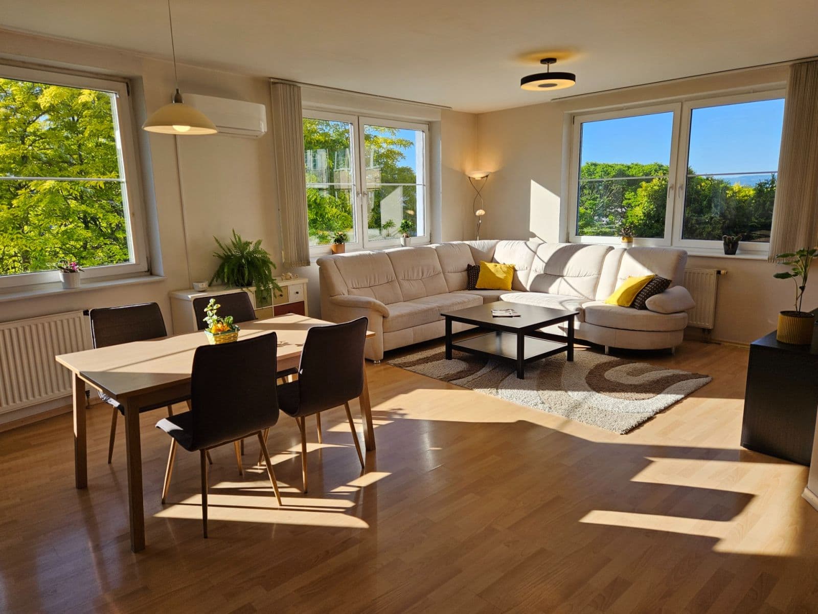 2 bedroom with open-plan kitchen flat to rent, 89 m², Balbínova, Olomouc, Olomoucký Region 2 bedroom with open-plan kitchen flat to rent, 89 m², Balbínova, Olomouc, Olomoucký Region