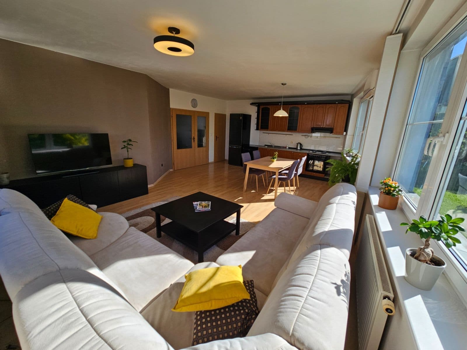 2 bedroom with open-plan kitchen flat to rent, 89 m², Balbínova, Olomouc, Olomoucký Region 2 bedroom with open-plan kitchen flat to rent, 89 m², Balbínova, Olomouc, Olomoucký Region