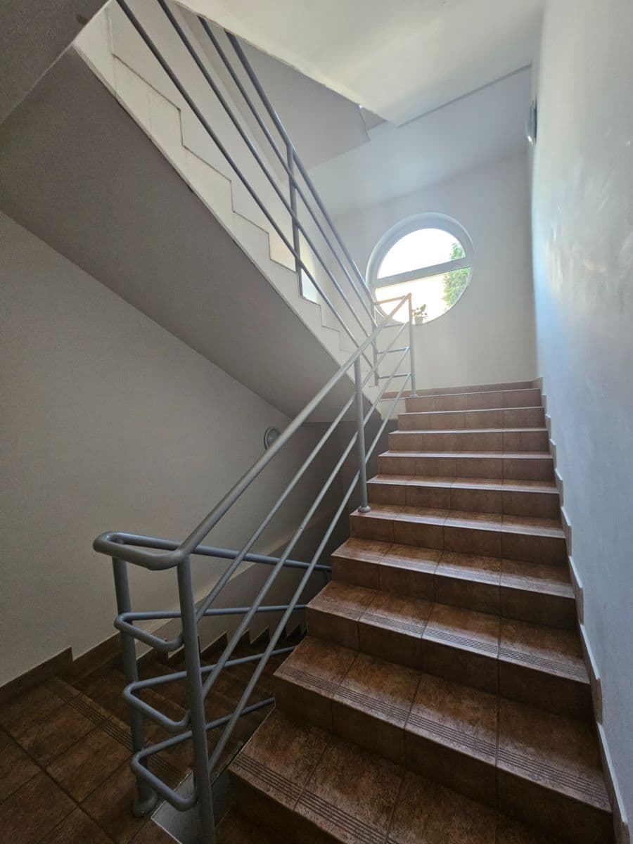 2 bedroom with open-plan kitchen flat to rent, 89 m², Balbínova, Olomouc, Olomoucký Region 2 bedroom with open-plan kitchen flat to rent, 89 m², Balbínova, Olomouc, Olomoucký Region