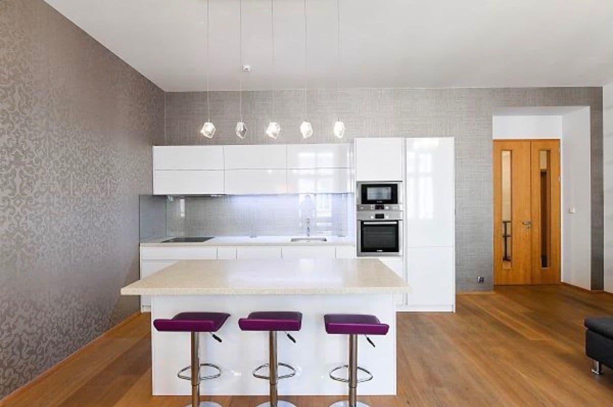 2 bedroom with open-plan kitchen flat to rent, 96 m², Staropramenná, Prague, Prague 2 bedroom with open-plan kitchen flat to rent, 96 m², Staropramenná, Prague, Prague