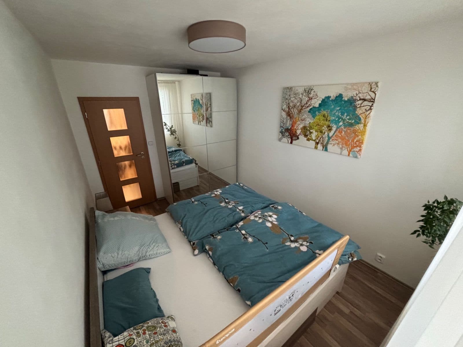 2 bedroom with open-plan kitchen flat to rent, 76 m², Teplická, Prague, Prague 2 bedroom with open-plan kitchen flat to rent, 76 m², Teplická, Prague, Prague