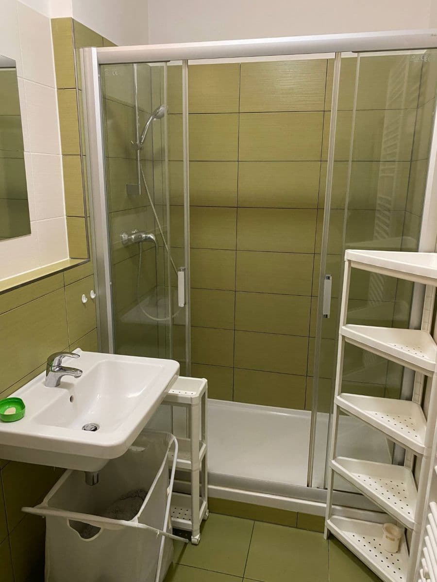 Studio flat to rent, 38 m², Sousedíkova, Prague, Prague Studio flat to rent, 38 m², Sousedíkova, Prague, Prague