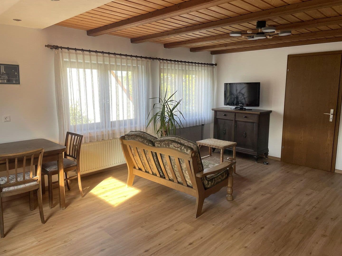 3 bedroom flat to rent, 125 m², Hambachstrasse 12, Hessigheim, Baden-Württemberg 3 bedroom flat to rent, 125 m², Hambachstrasse 12, Hessigheim, Baden-Württemberg