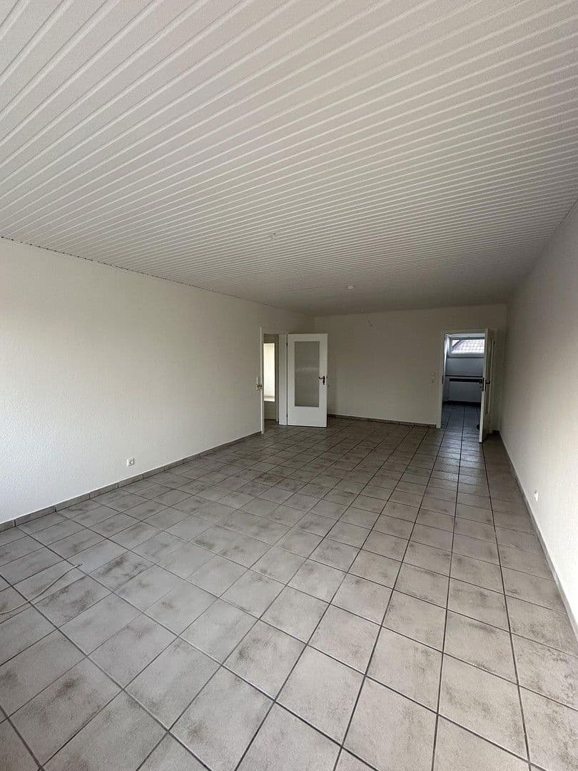 2 bedroom with open-plan kitchen flat to rent, 87 m², Essen, North Rhine-Westphalia 2 bedroom with open-plan kitchen flat to rent, 87 m², Essen, North Rhine-Westphalia