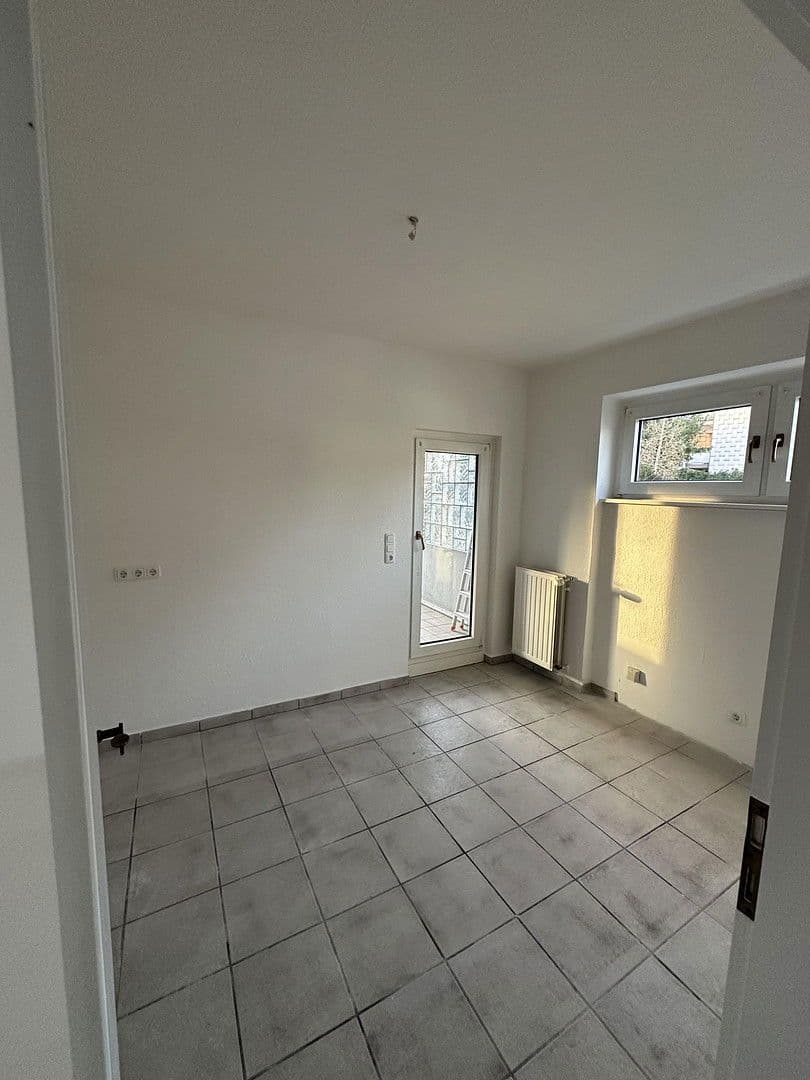 2 bedroom with open-plan kitchen flat to rent, 87 m², Essen, North Rhine-Westphalia 2 bedroom with open-plan kitchen flat to rent, 87 m², Essen, North Rhine-Westphalia