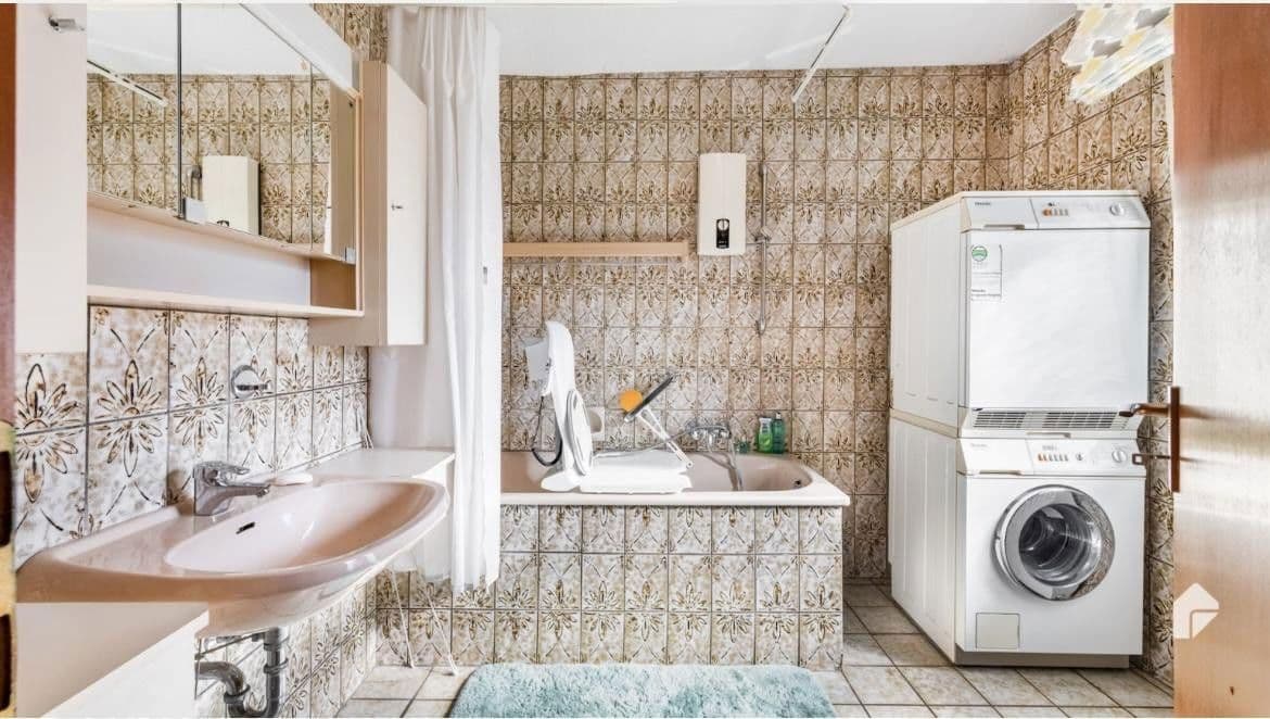 1 bedroom with open-plan kitchen flat to rent, 72 m², Oberhausen, North Rhine-Westphalia 1 bedroom with open-plan kitchen flat to rent, 72 m², Oberhausen, North Rhine-Westphalia