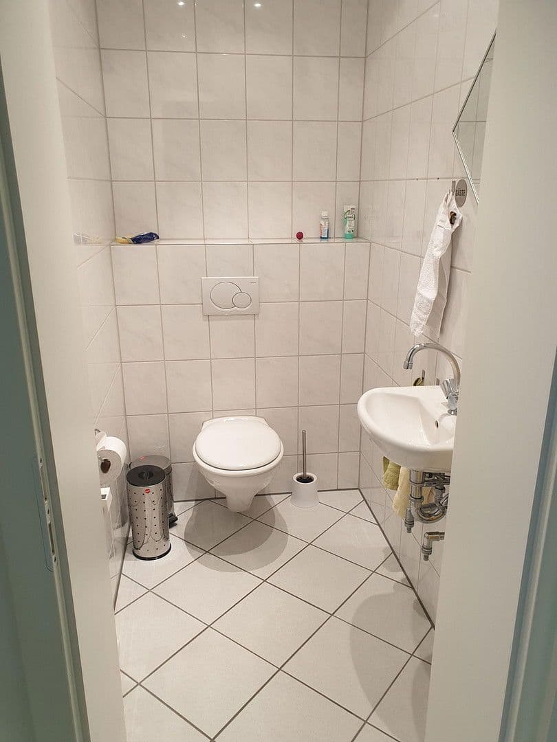 office for sale, 350 m², Am Hühnerberg 17, Kelkheim (Taunus), Hesse office for sale, 350 m², Am Hühnerberg 17, Kelkheim (Taunus), Hesse