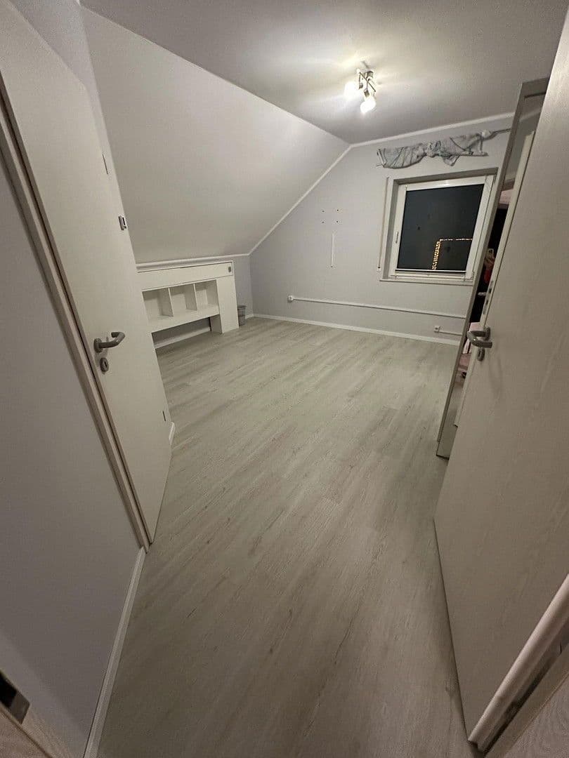 house to rent, 130 m², Große Wiese 5, Steinebach an der Wied, Rhineland-Palatinate house to rent, 130 m², Große Wiese 5, Steinebach an der Wied, Rhineland-Palatinate