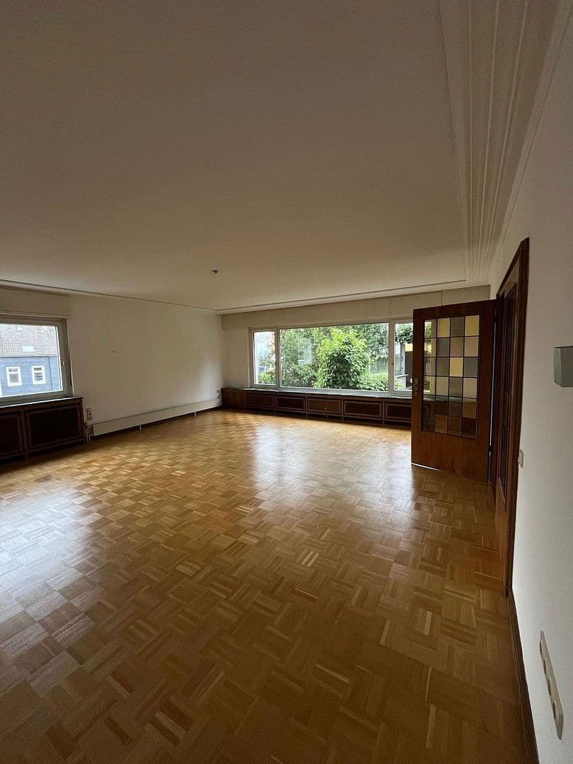 3 bedroom flat to rent, 175 m², Remscheid, North Rhine-Westphalia 3 bedroom flat to rent, 175 m², Remscheid, North Rhine-Westphalia