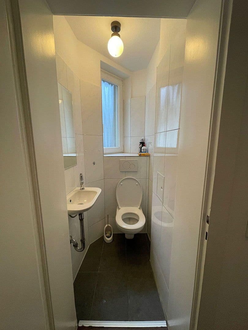 1 bedroom flat to rent, 98 m², Wiesbaden, Hesse 1 bedroom flat to rent, 98 m², Wiesbaden, Hesse