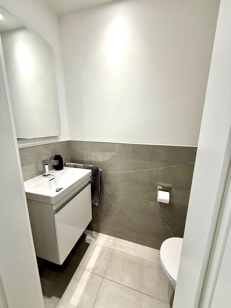 4 bedroom flat for sale, 137 m², Am See, Haar, Bavaria 4 bedroom flat for sale, 137 m², Am See, Haar, Bavaria