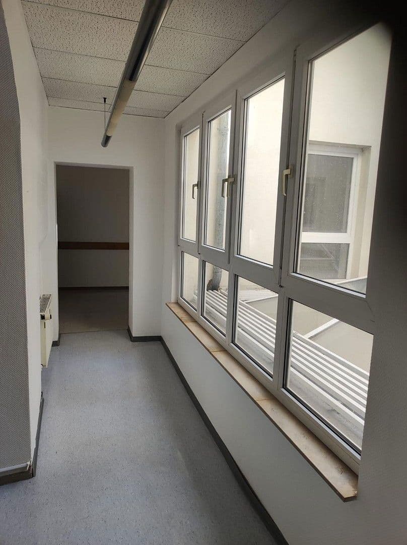 office to rent, 200 m², Salzstrasse 34, Naumburg (Saale), Saxony-Anhalt office to rent, 200 m², Salzstrasse 34, Naumburg (Saale), Saxony-Anhalt