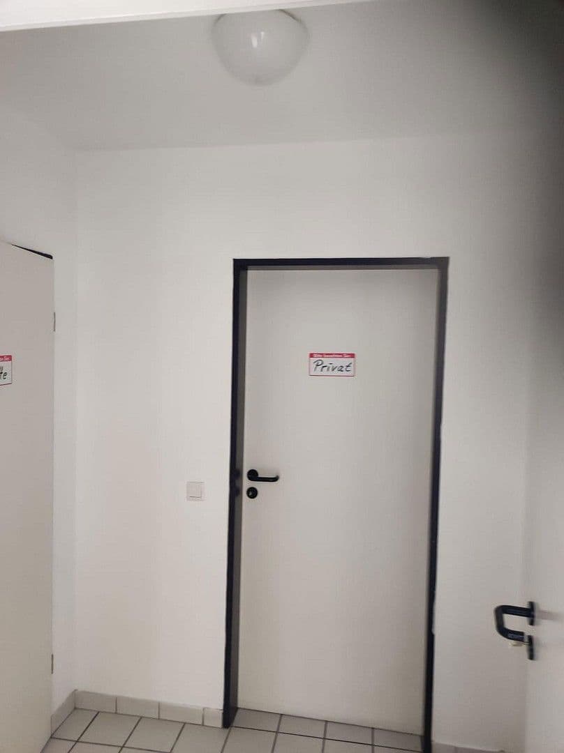 office to rent, 200 m², Salzstrasse 34, Naumburg (Saale), Saxony-Anhalt office to rent, 200 m², Salzstrasse 34, Naumburg (Saale), Saxony-Anhalt