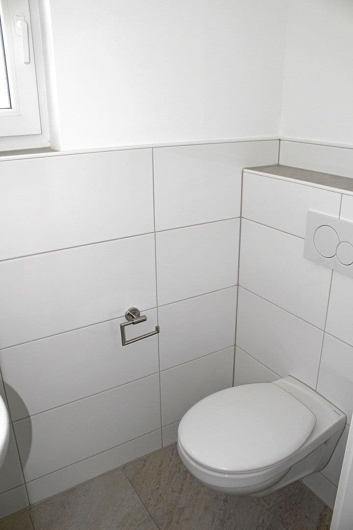 3 bedroom flat to rent, 94 m², Domblick 61, Königswinter, North Rhine-Westphalia 3 bedroom flat to rent, 94 m², Domblick 61, Königswinter, North Rhine-Westphalia