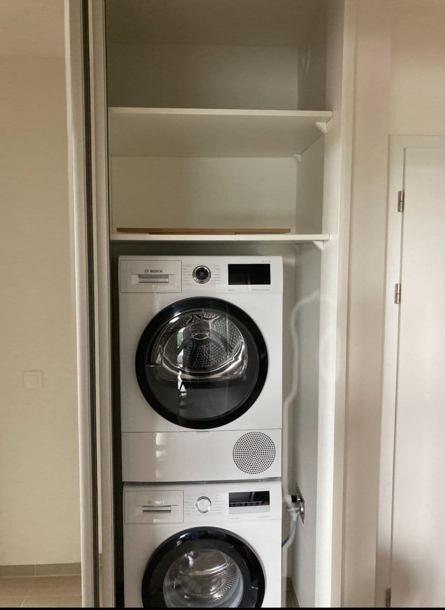 2 bedroom with open-plan kitchen flat for sale, 69 m², Novotného, Prague, Prague 2 bedroom with open-plan kitchen flat for sale, 69 m², Novotného, Prague, Prague