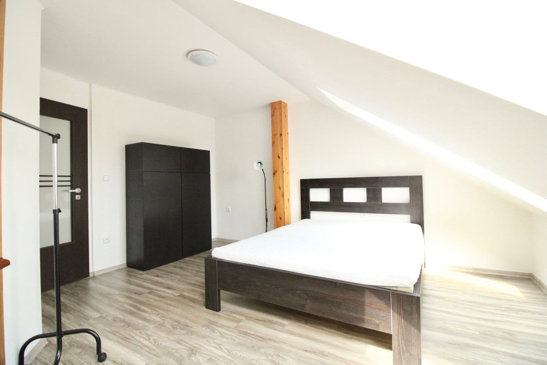 2 bedroom with open-plan kitchen flat for sale, 89 m², Třídvorská, Kolín, Středočeský Region 2 bedroom with open-plan kitchen flat for sale, 89 m², Třídvorská, Kolín, Středočeský Region