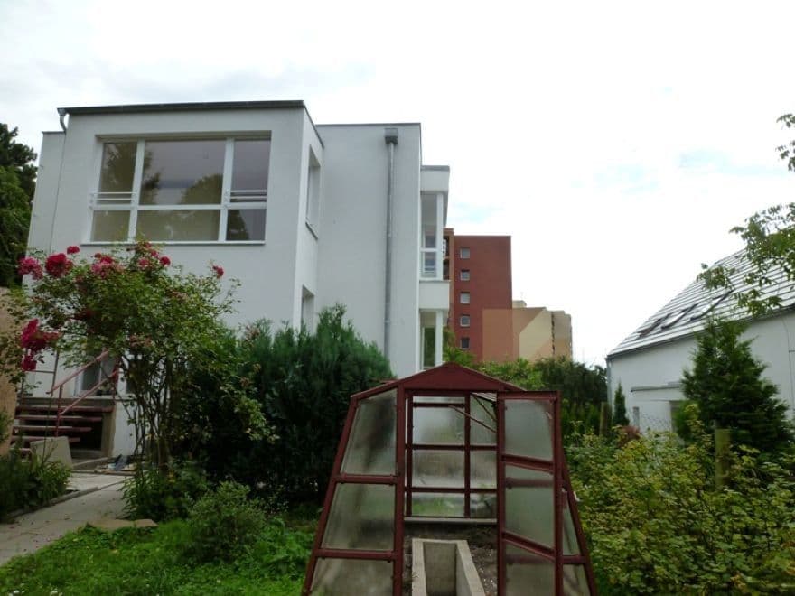 Studio flat to rent, 37 m², U Zahradního města, Prague, Prague Studio flat to rent, 37 m², U Zahradního města, Prague, Prague