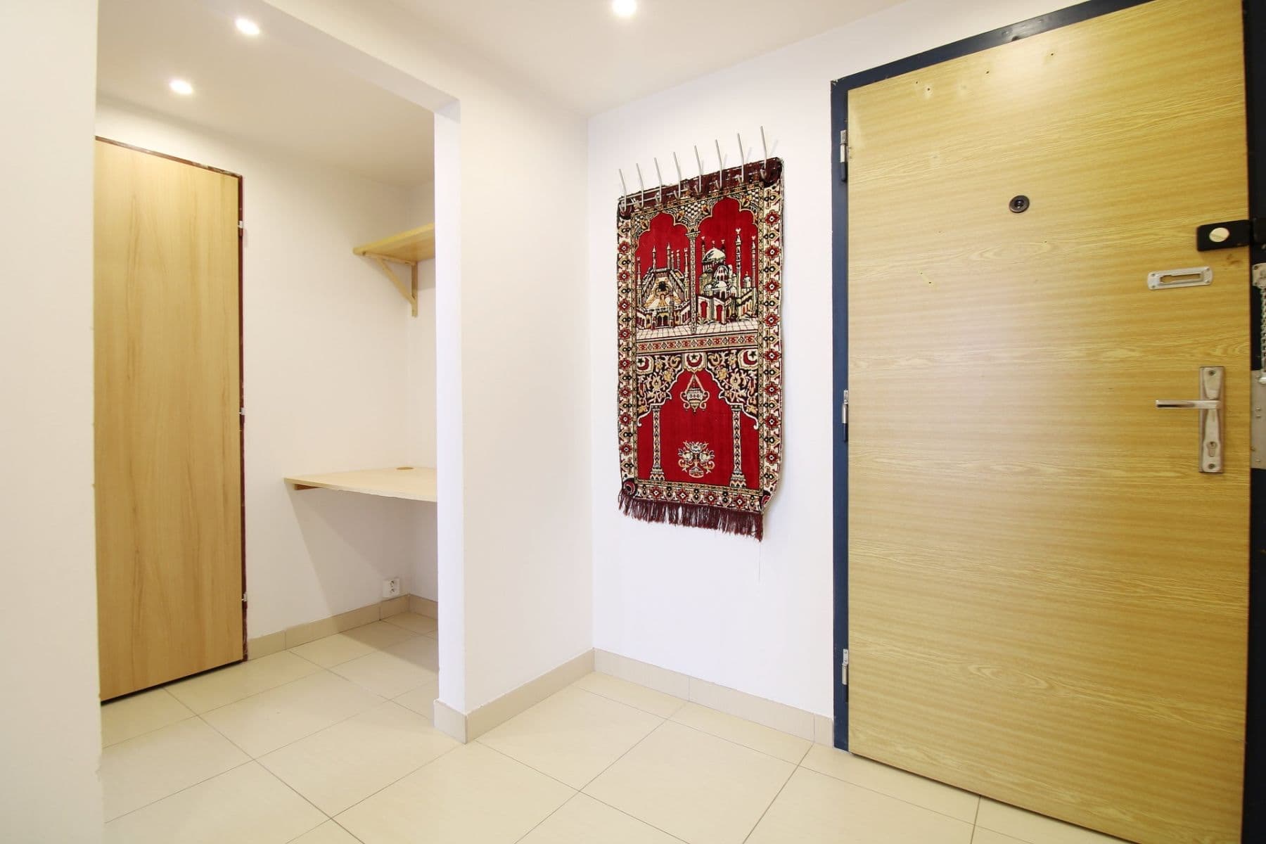 1 bedroom with open-plan kitchen flat to rent, 49 m², náměstí Osvoboditelů, Prague, Prague 1 bedroom with open-plan kitchen flat to rent, 49 m², náměstí Osvoboditelů, Prague, Prague