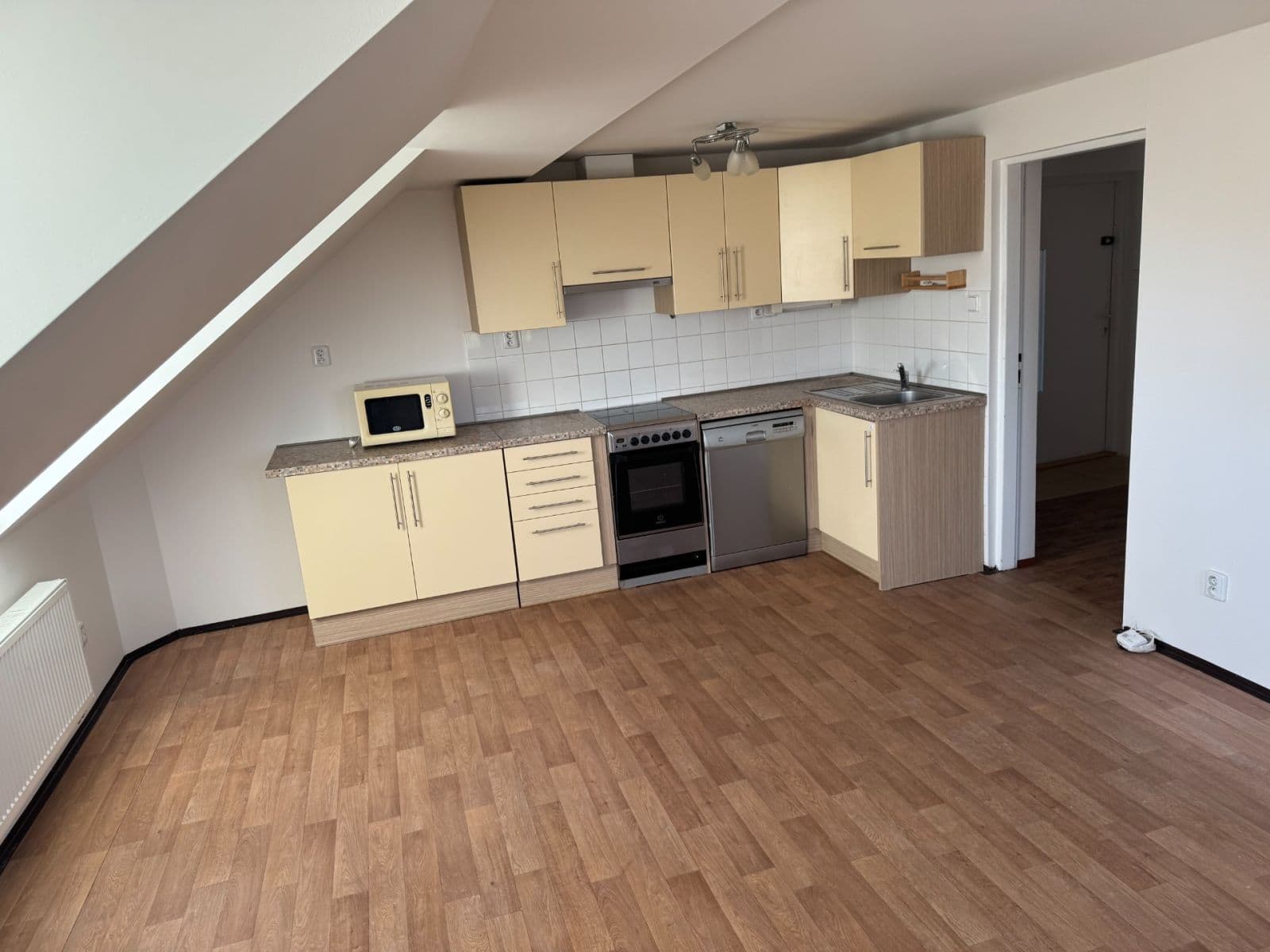 1 bedroom with open-plan kitchen flat to rent, 54 m², Ostašovská, Liberec, Liberecký Region 1 bedroom with open-plan kitchen flat to rent, 54 m², Ostašovská, Liberec, Liberecký Region