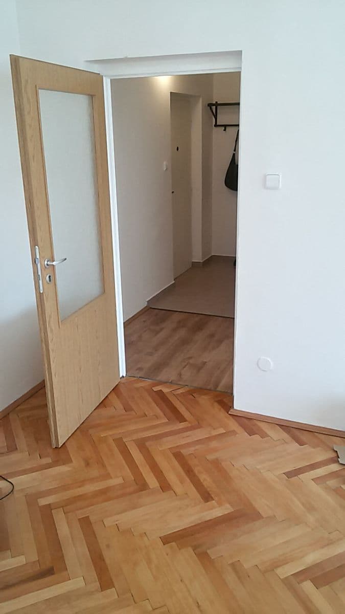 1 bedroom flat to rent, 38 m², Švermova, Beroun, Středočeský Region 1 bedroom flat to rent, 38 m², Švermova, Beroun, Středočeský Region