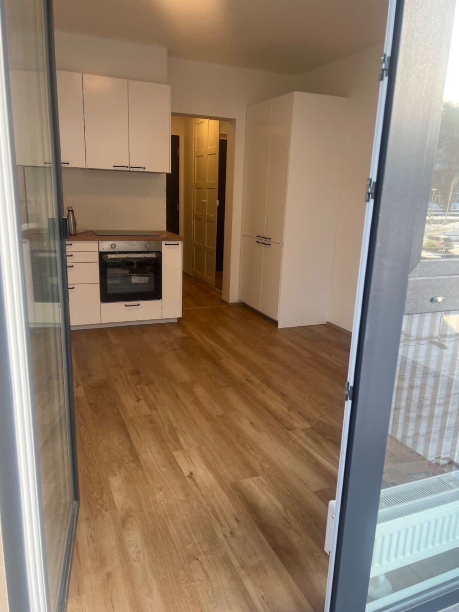 Studio flat to rent, 25 m², Nádražní, Kralupy nad Vltavou, Středočeský Region Studio flat to rent, 25 m², Nádražní, Kralupy nad Vltavou, Středočeský Region