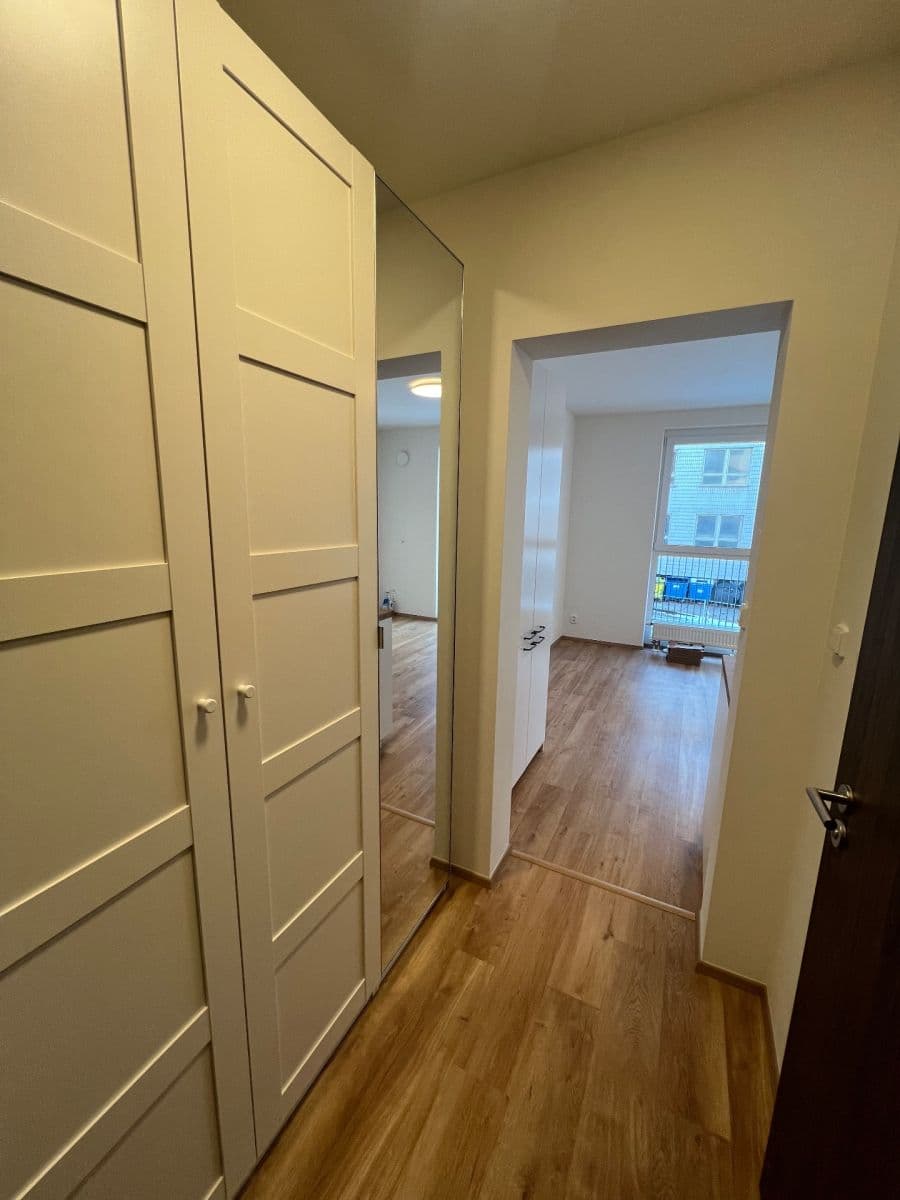 Studio flat to rent, 25 m², Nádražní, Kralupy nad Vltavou, Středočeský Region Studio flat to rent, 25 m², Nádražní, Kralupy nad Vltavou, Středočeský Region