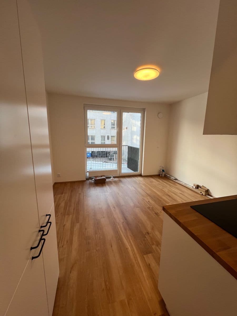 Studio flat to rent, 25 m², Nádražní, Kralupy nad Vltavou, Středočeský Region Studio flat to rent, 25 m², Nádražní, Kralupy nad Vltavou, Středočeský Region