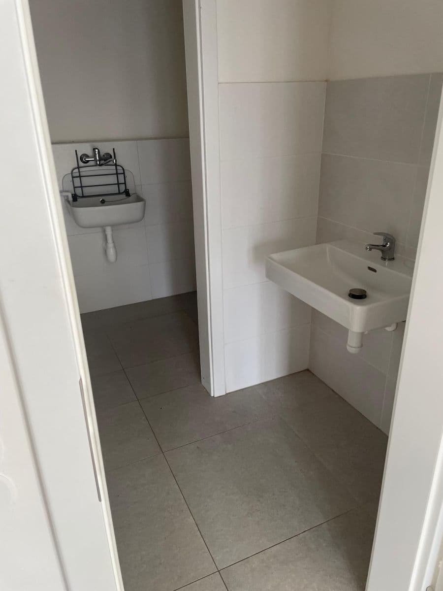 non-residential property to rent, 85 m², Wassermannova, Prague, Prague non-residential property to rent, 85 m², Wassermannova, Prague, Prague