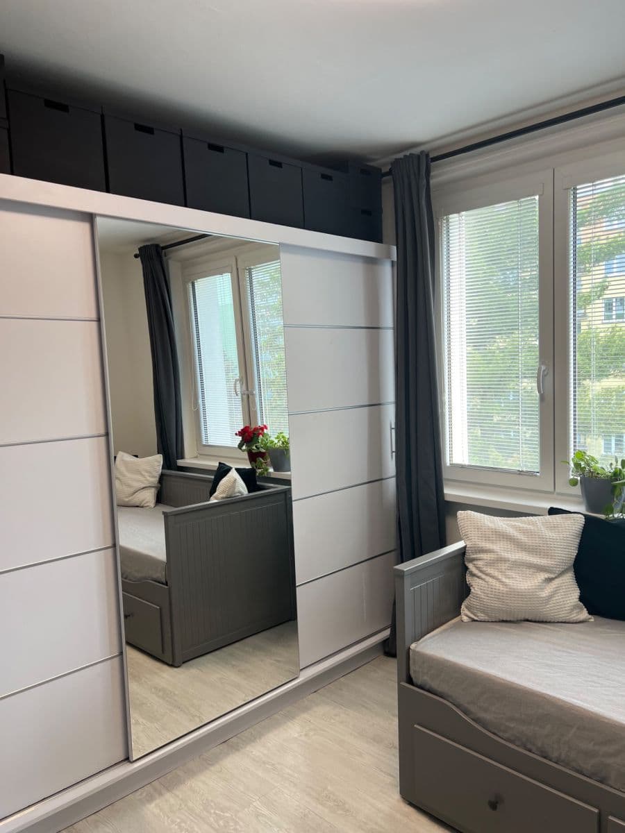 Studio flat to rent, 20 m², Horolezecká, Prague, Prague Studio flat to rent, 20 m², Horolezecká, Prague, Prague