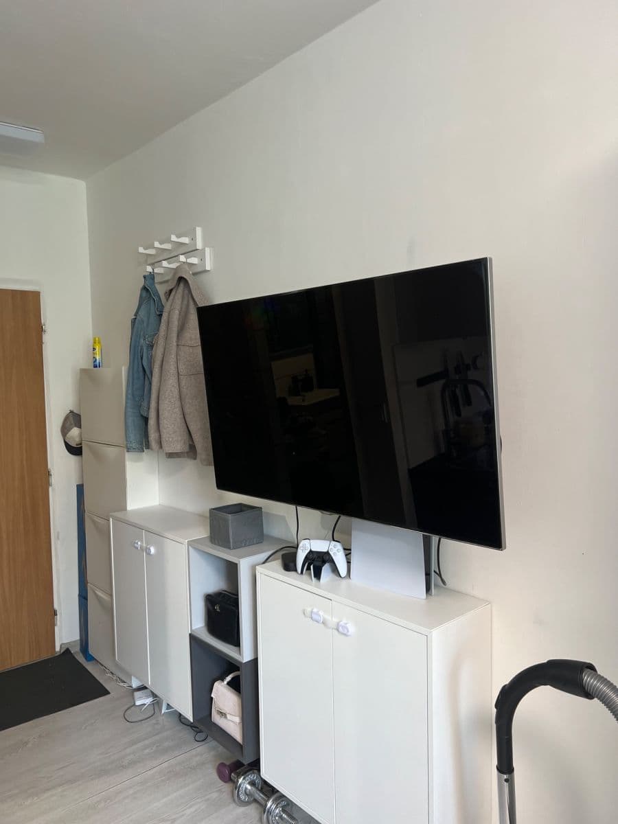 Studio flat to rent, 20 m², Horolezecká, Prague, Prague Studio flat to rent, 20 m², Horolezecká, Prague, Prague