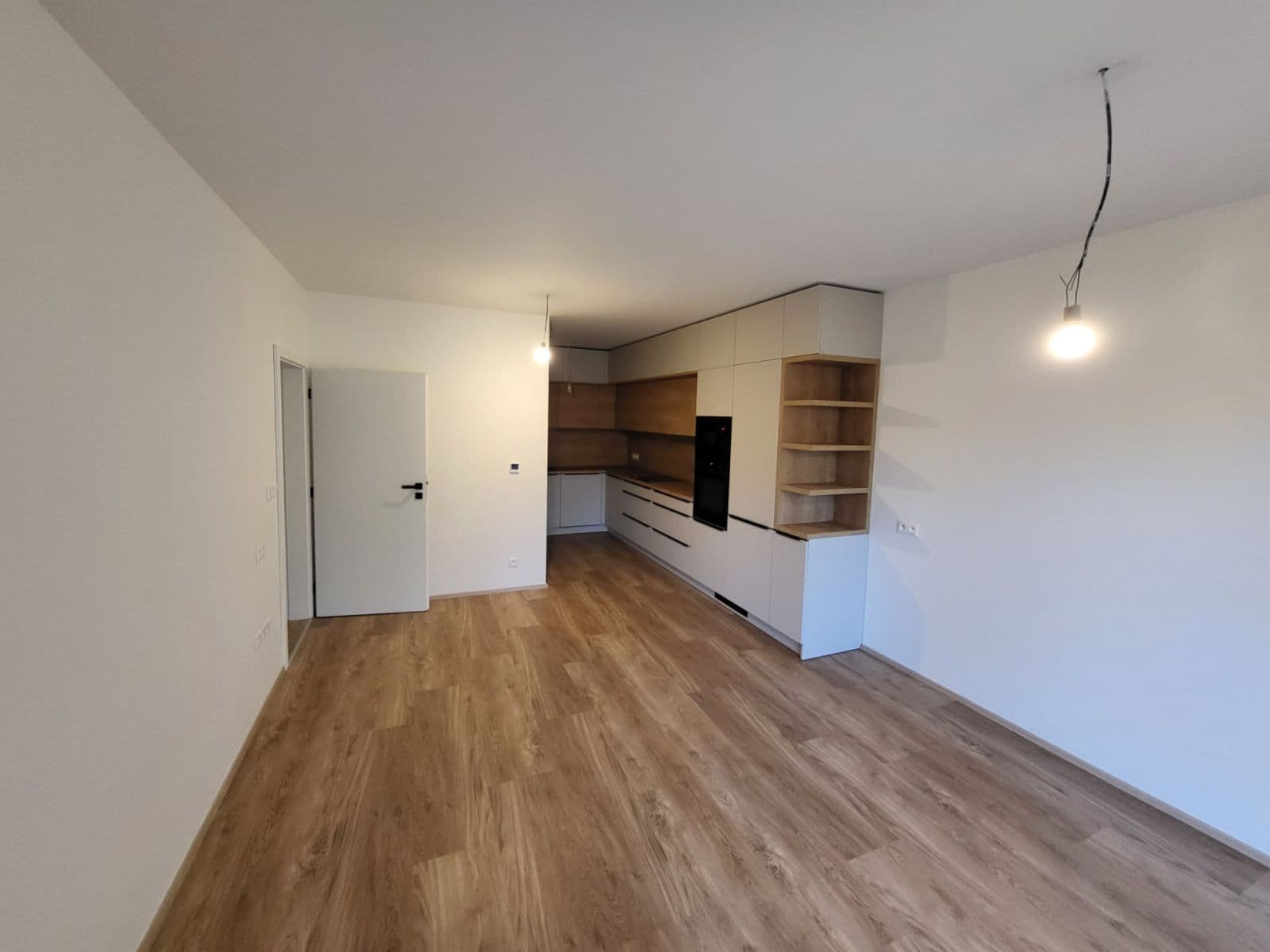 1 bedroom with open-plan kitchen flat to rent, 68 m², Tomkova, Olomouc, Olomoucký Region 1 bedroom with open-plan kitchen flat to rent, 68 m², Tomkova, Olomouc, Olomoucký Region