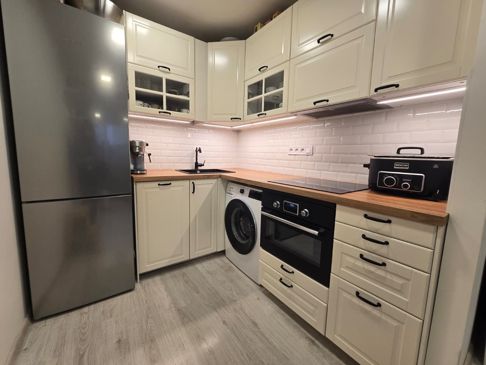 1 bedroom with open-plan kitchen flat to rent, 42 m², Skuteckého, Prague, Prague 1 bedroom with open-plan kitchen flat to rent, 42 m², Skuteckého, Prague, Prague