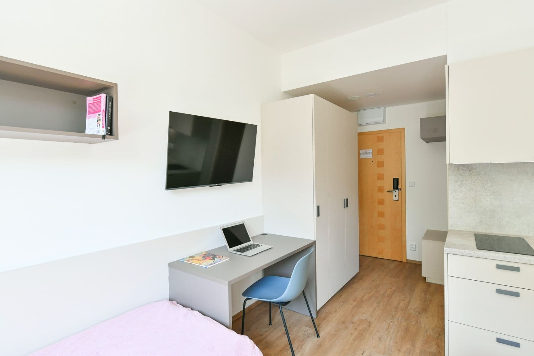 Studio flat to rent, 20 m², Na Ostrůvku, Prague, Prague Studio flat to rent, 20 m², Na Ostrůvku, Prague, Prague