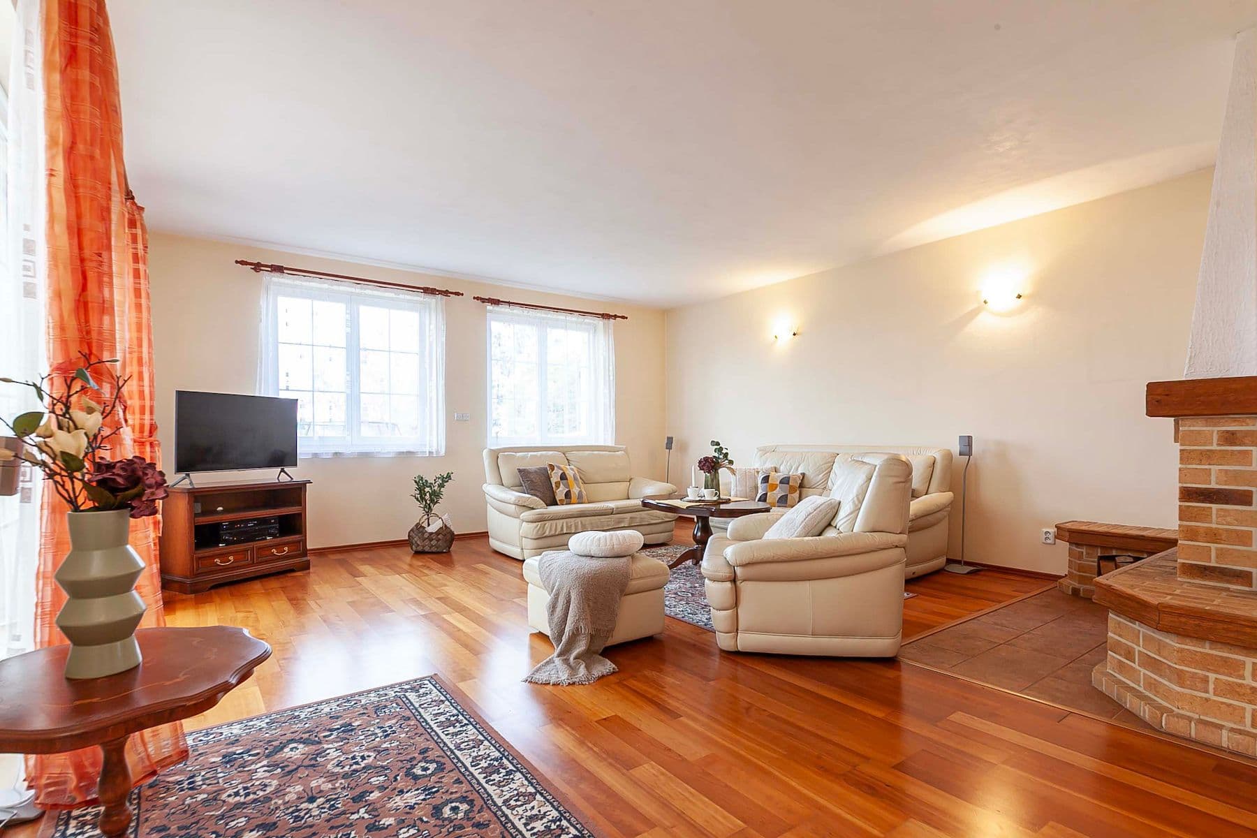 house for sale, 348 m², Sulice, Středočeský Region house for sale, 348 m², Sulice, Středočeský Region